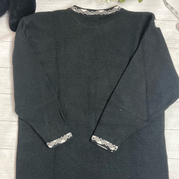 Vintage 80’s Blue Morgan Floral Sweater - Picture 8 of 9